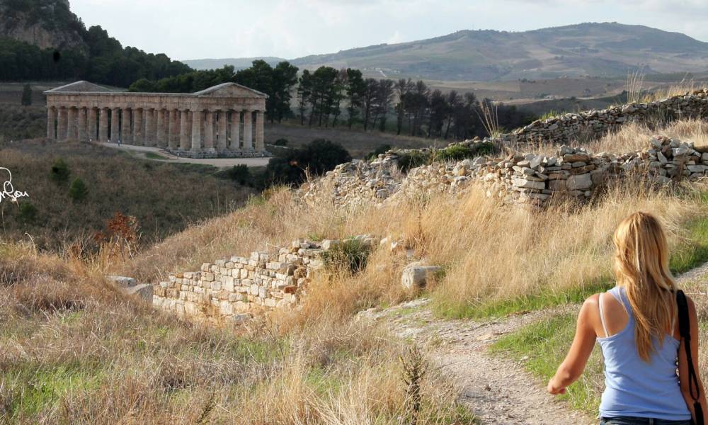 Erice Borgo Antico, Segesta, Parco Archeologico e le Saline